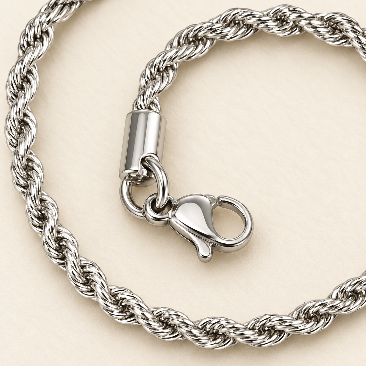 Mirelle Rope Chain Necklace - Visible clasp detail
