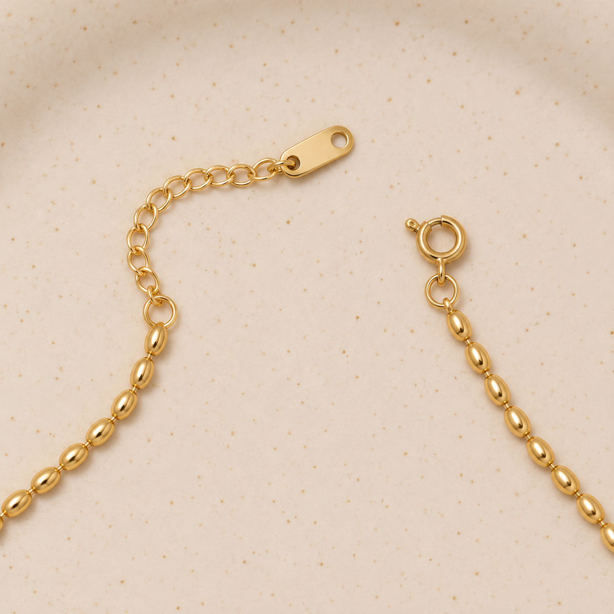 Roselle Bead Choker - clasp-detail
